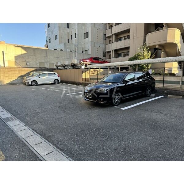 9/11 駐車場