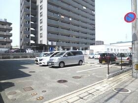 14/20 駐車場