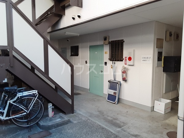 2/25 外観