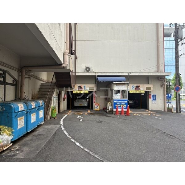 17/25 駐車場