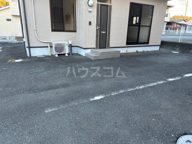 14/16 駐車場