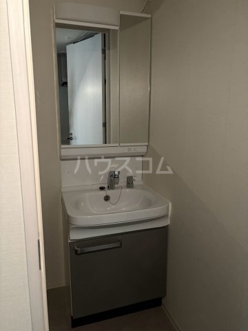 17/30 洗面