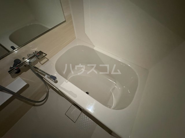 13/30 浴室