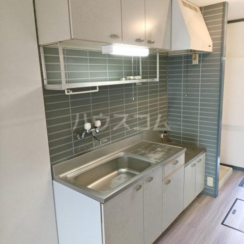 14/27 キッチン