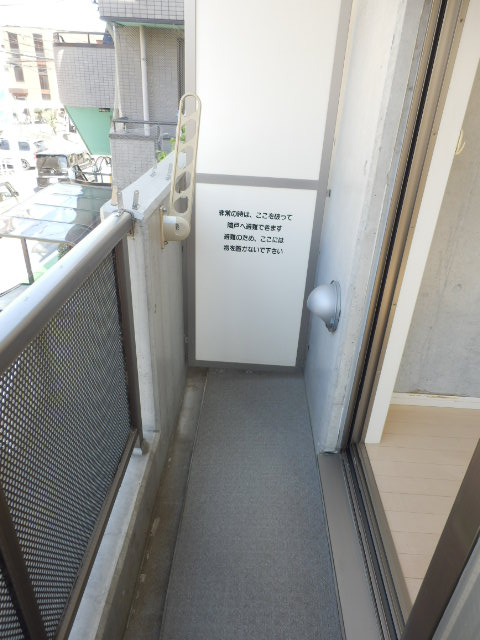 18/30 バルコニー
