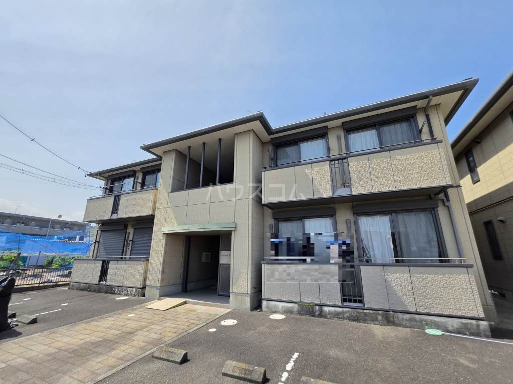 2/5 駐車場