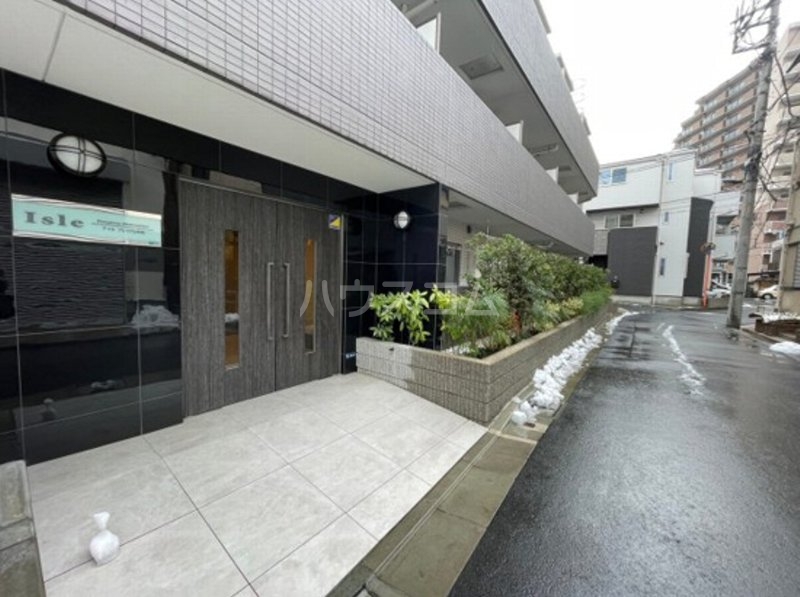 14/18 エントランス