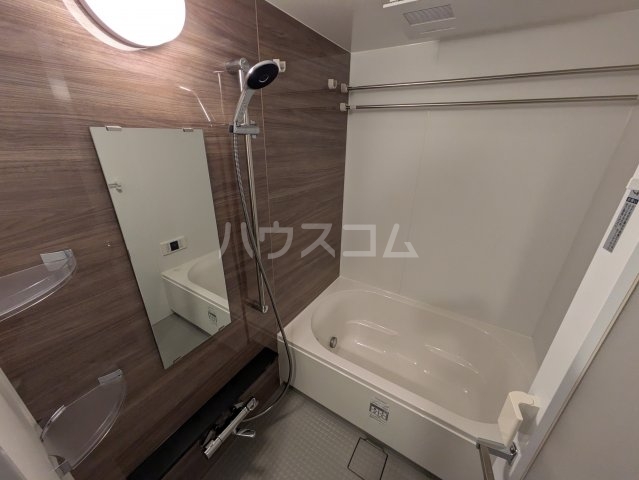 14/30 浴室