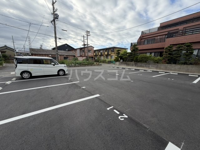22/30 駐車場