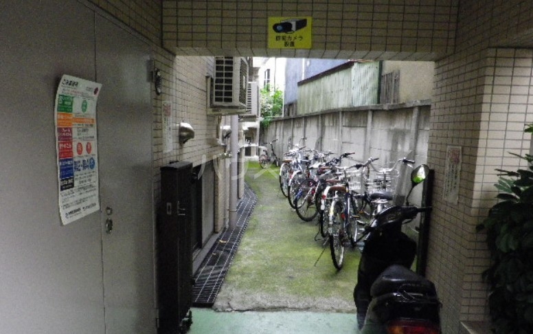 21/23 駐車場