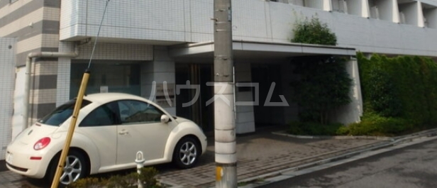 14/20 エントランス