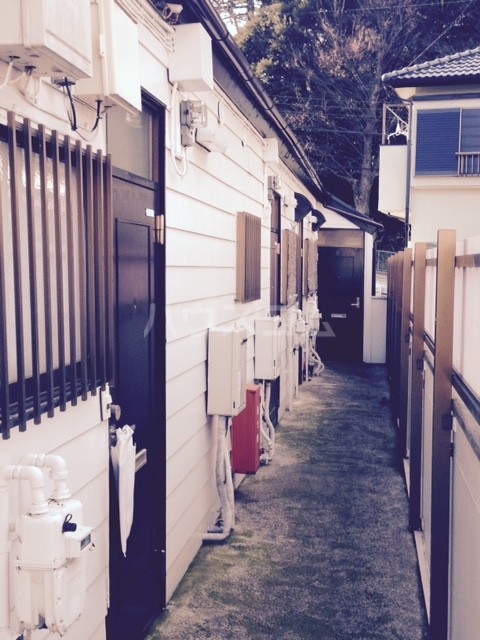 28/30 エントランス