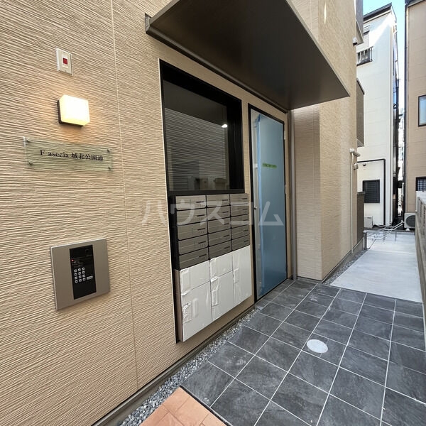 15/25 エントランス
