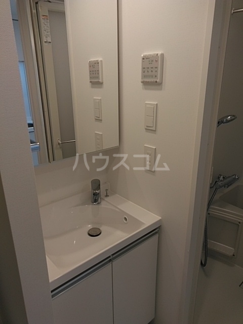 15/30 洗面