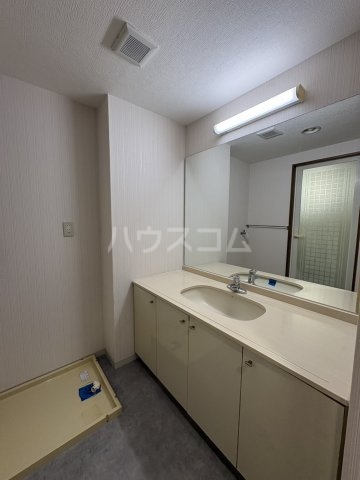 18/28 洗面