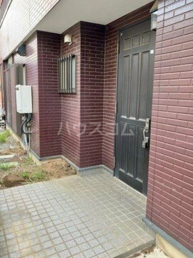 17/22 エントランス