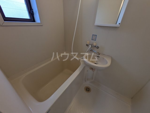 16/30 浴室