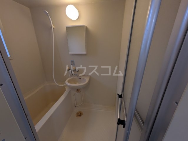 14/30 浴室
