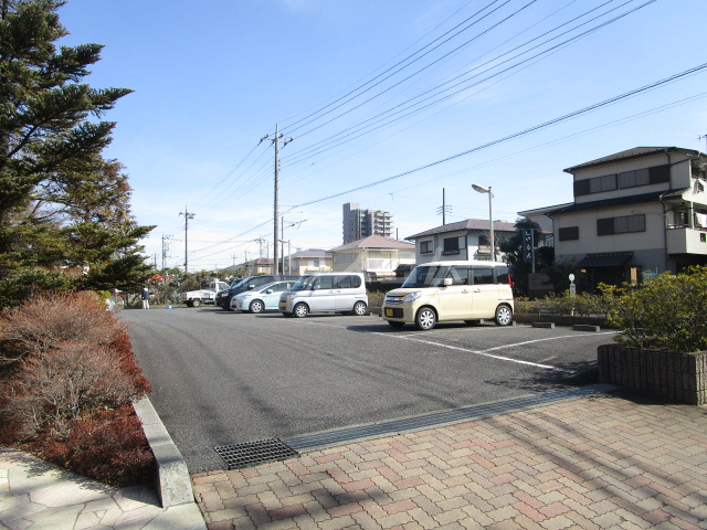 23/30 駐車場