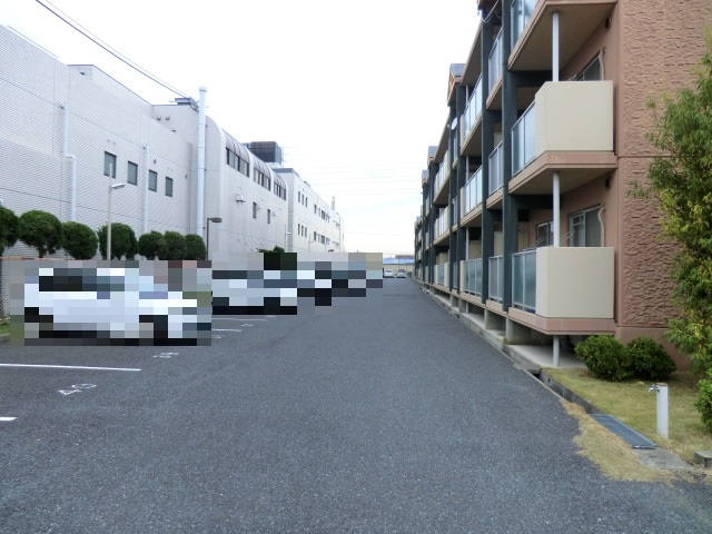 20/26 駐車場
