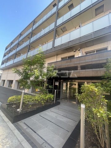 22/30 エントランス