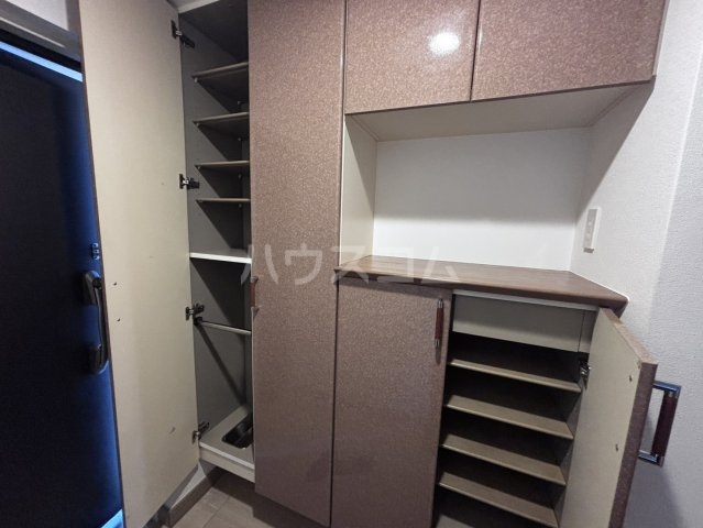 13/30 収納