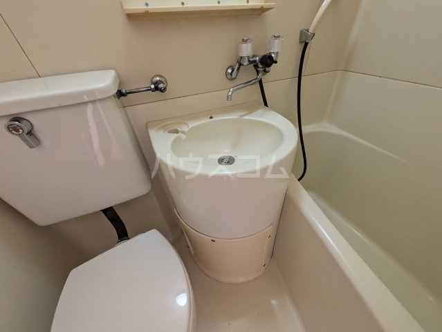 13/30 洗面
