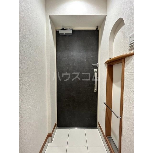 5/18 玄関