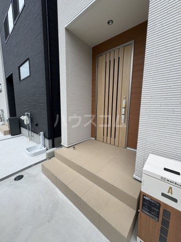 2/4 エントランス