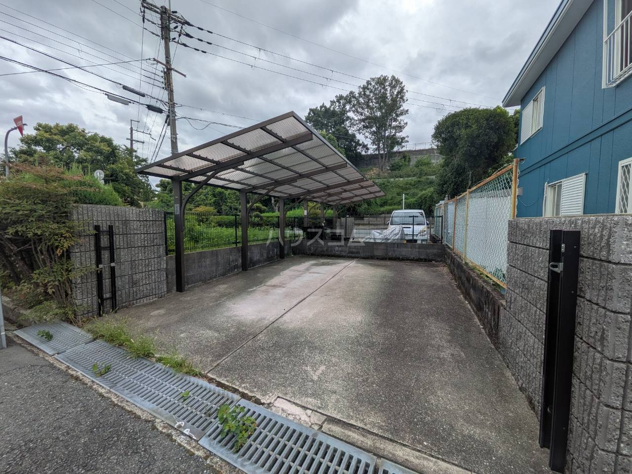 20/29 駐車場