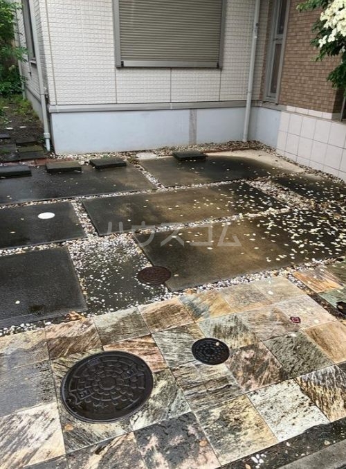 16/26 駐車場