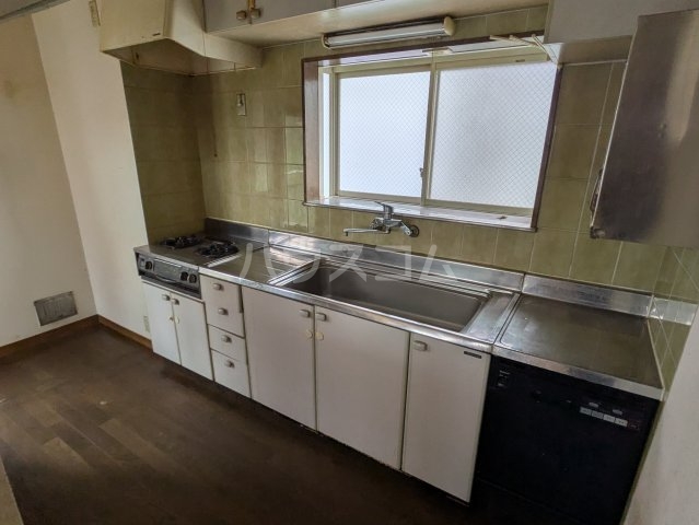 16/30 キッチン