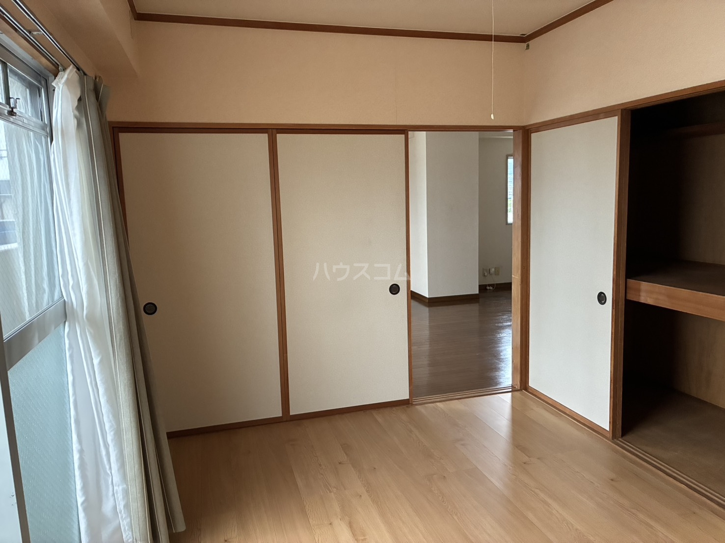 寝室