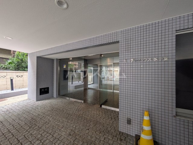 3/6 エントランス