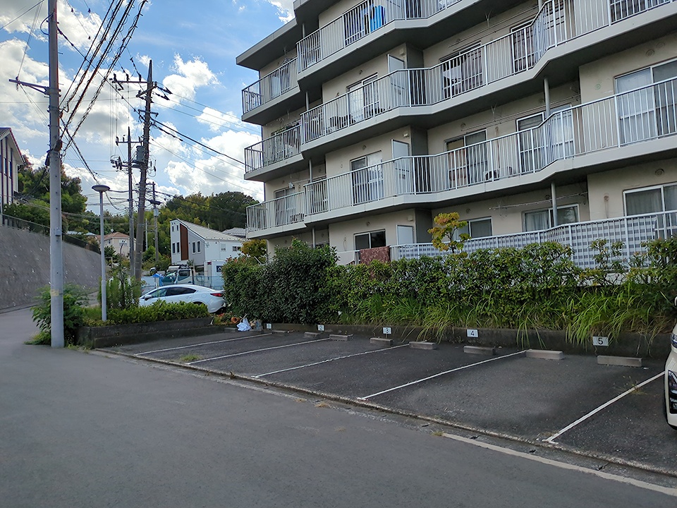 24/28 駐車場