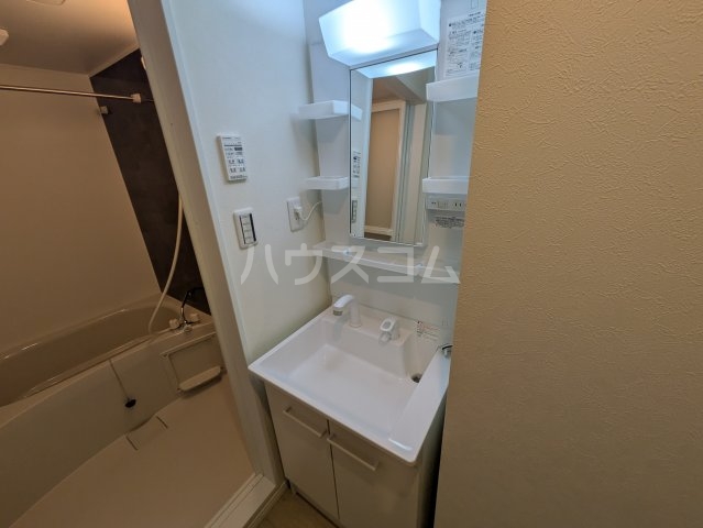 16/30 洗面