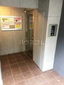 2/3 エントランス