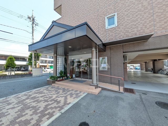 2/6 エントランス