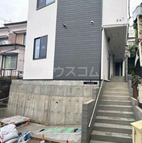 17/20 エントランス