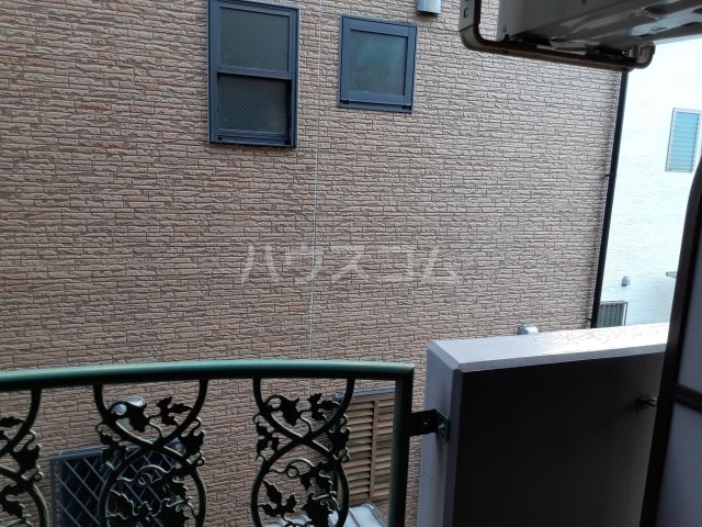 17/27 バルコニー