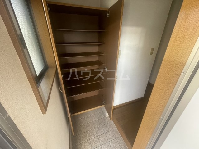 14/30 玄関