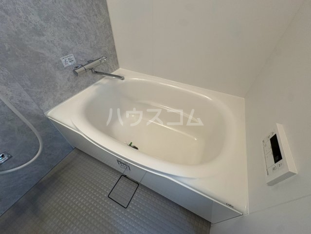 16/30 浴室