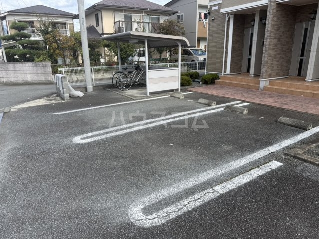 18/24 駐車場