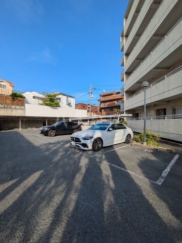 21/30 駐車場
