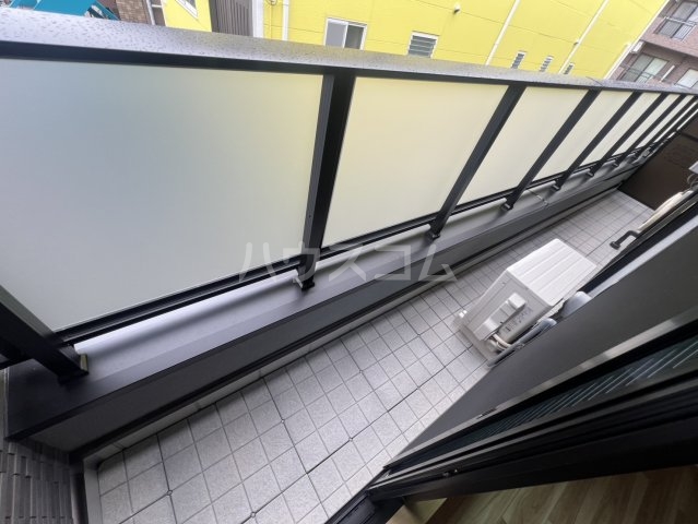 21/30 バルコニー
