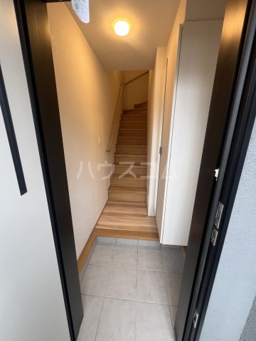 13/30 玄関