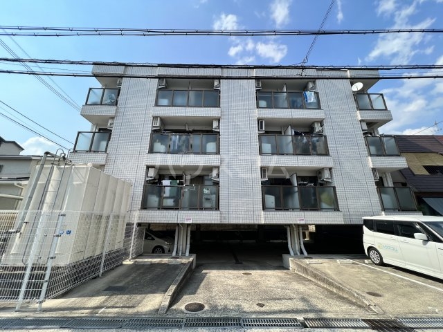2/30 外観