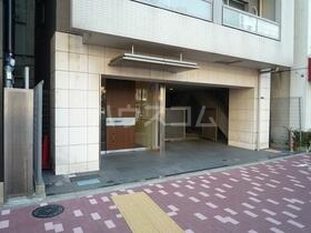14/15 エントランス