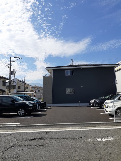 21/27 駐車場