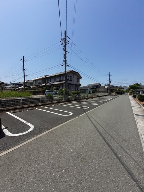 14/20 駐車場